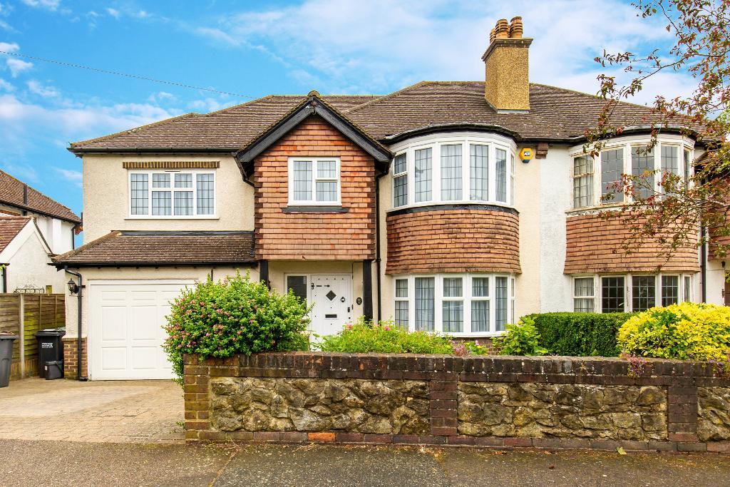 4 Bedroom SemiDetached For Sale in Montague Avenue, Sanderstead, South