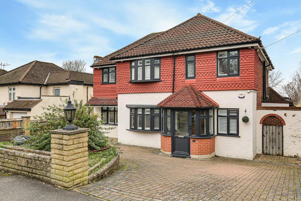 Heathhurst Road, Sanderstead, South Croydon, CR2 0BB