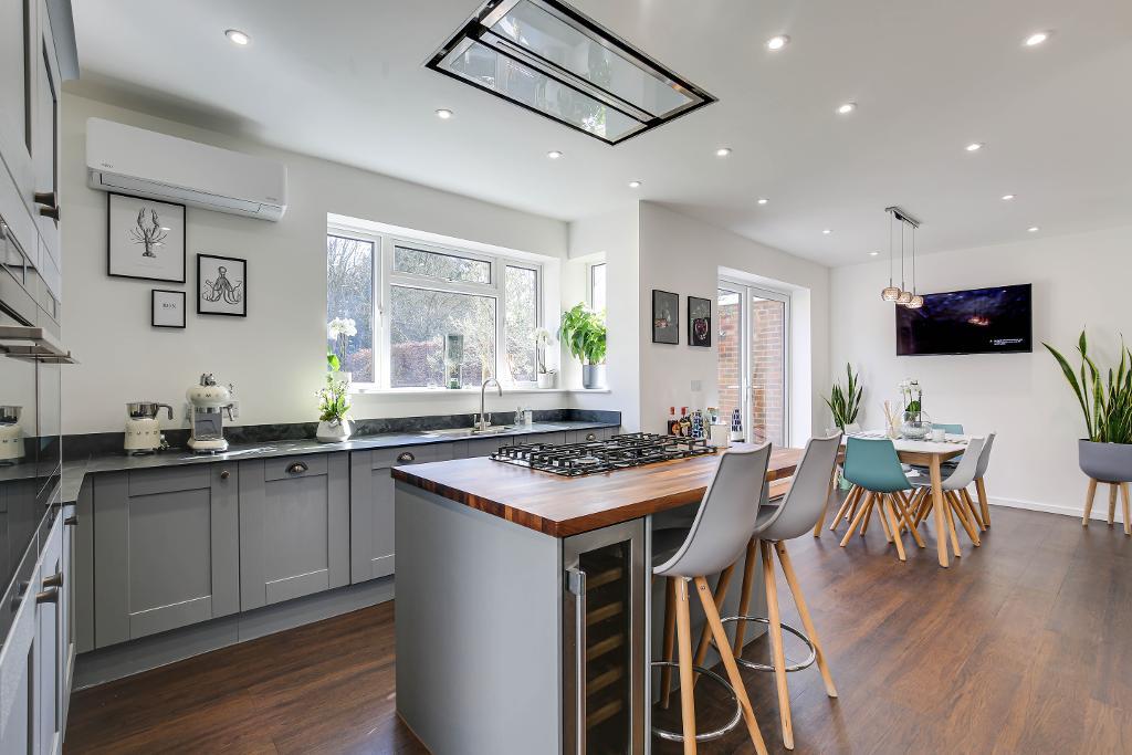 Essendene Road, Caterham, CR3 5PA
