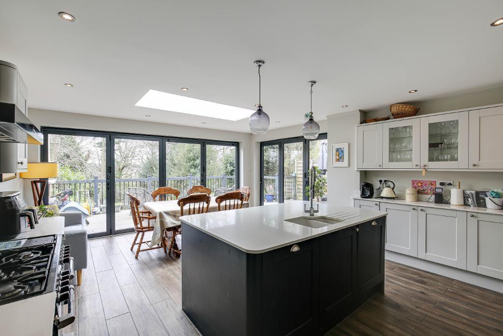 Foxearth Road, Selsdon, South Croydon, CR2 8EE