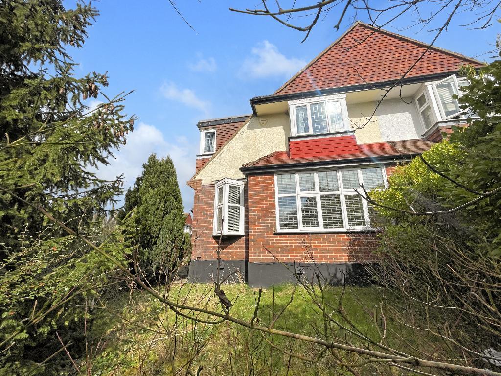 Mitchley Hill, Sanderstead, Surrey, CR2 9HA