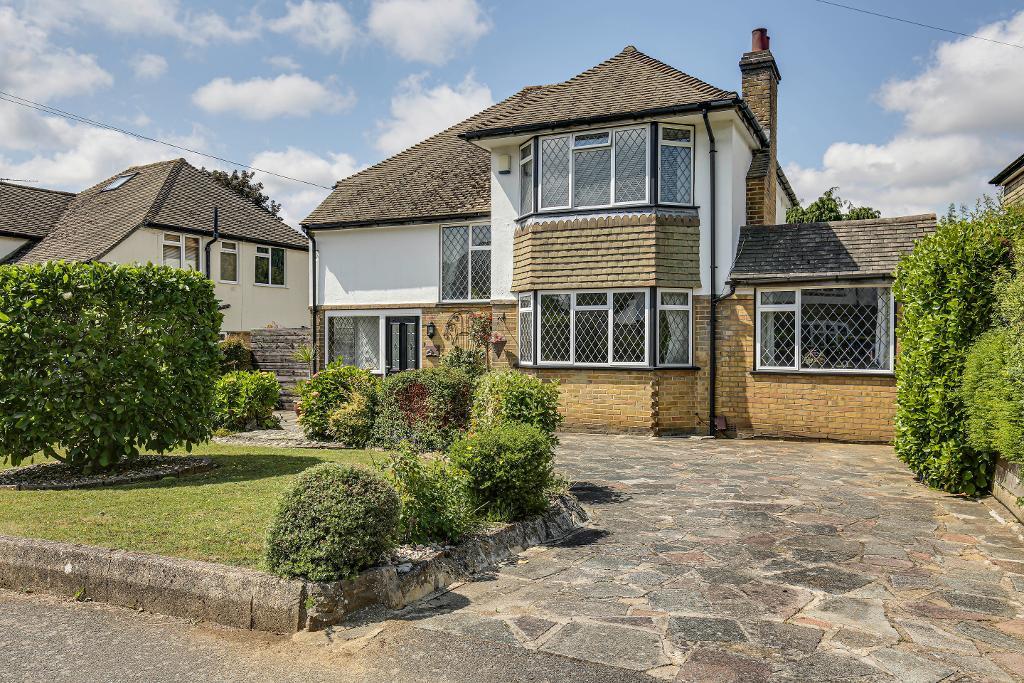 Shaw Crescent, Sanderstead, South Croydon, Surrey, CR2 9JB