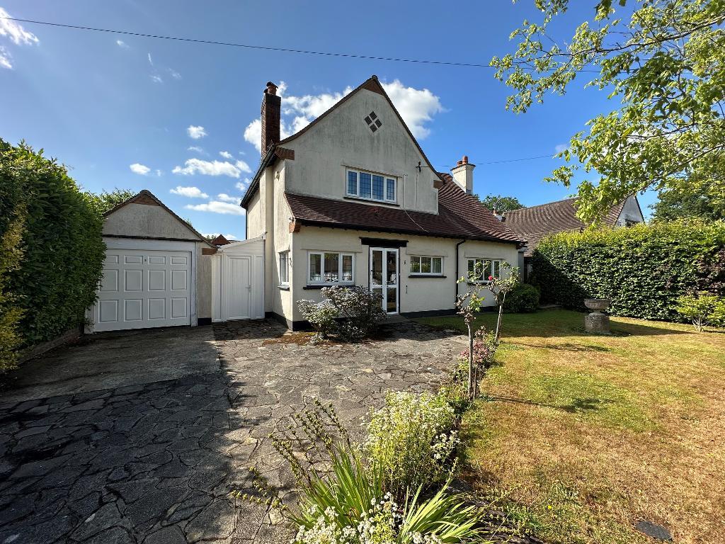 Crewes Avenue, Warlingham, Surrey, CR6 9NY