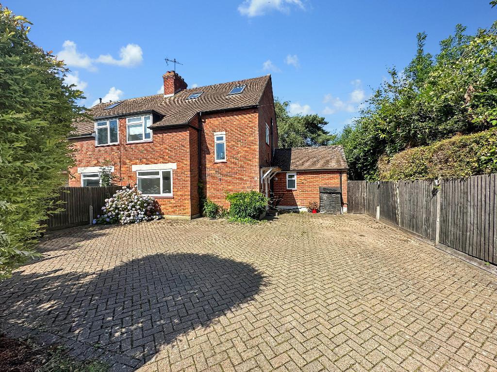 Blanchmans Road, Warlingham, CR6 9DE
