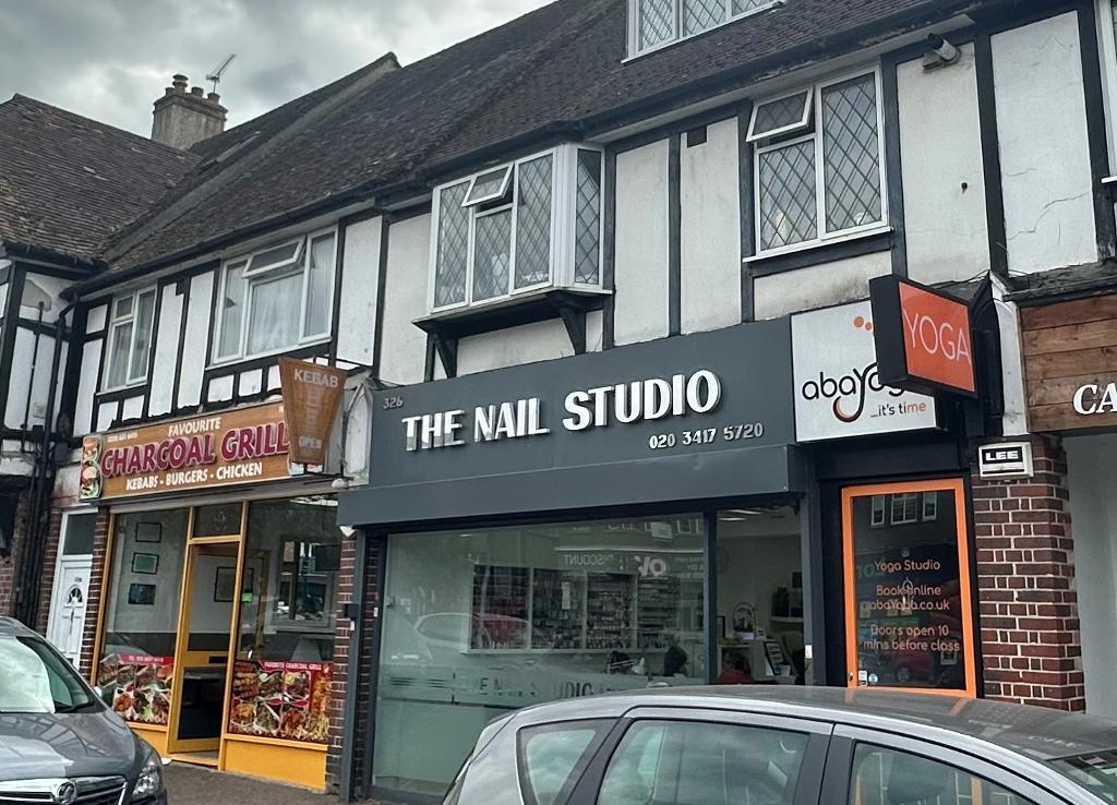 Limpsfield Road, Sanderstead, Surrey, CR2 9BX