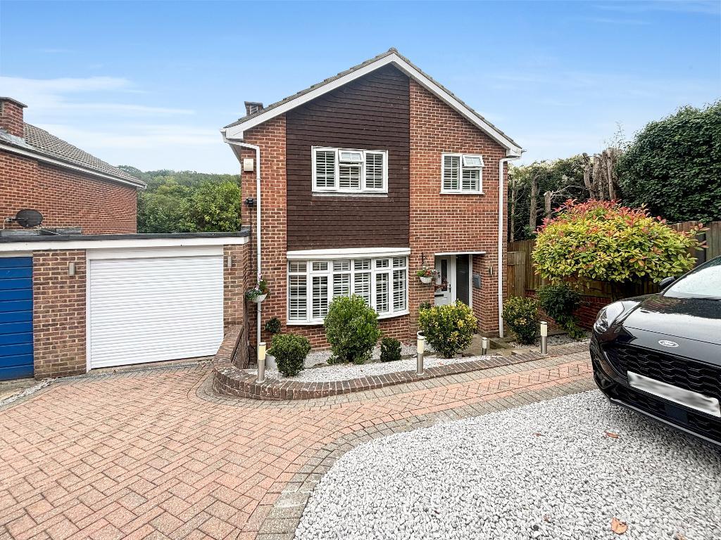 Wagtail Gardens, South Croydon, CR2 8TA