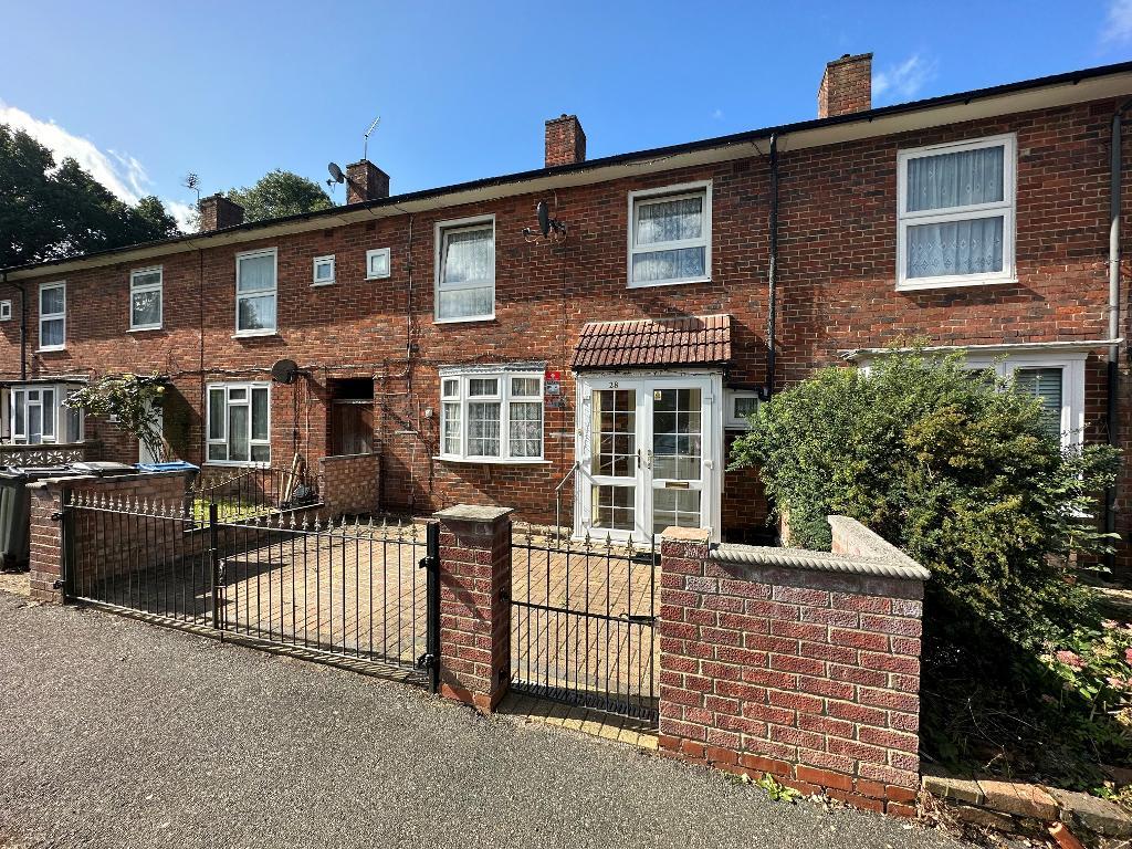 Kings Walk, Sanderstead, Surrey, CR2 9BS