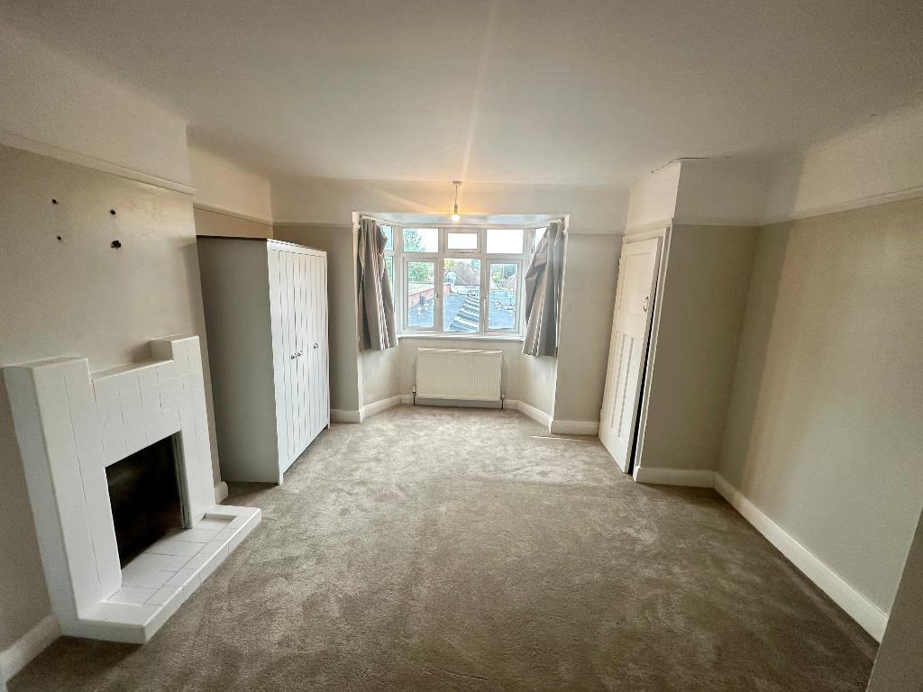 Limpsfield Road, Sanderstead, Surrey, CR2 9BX