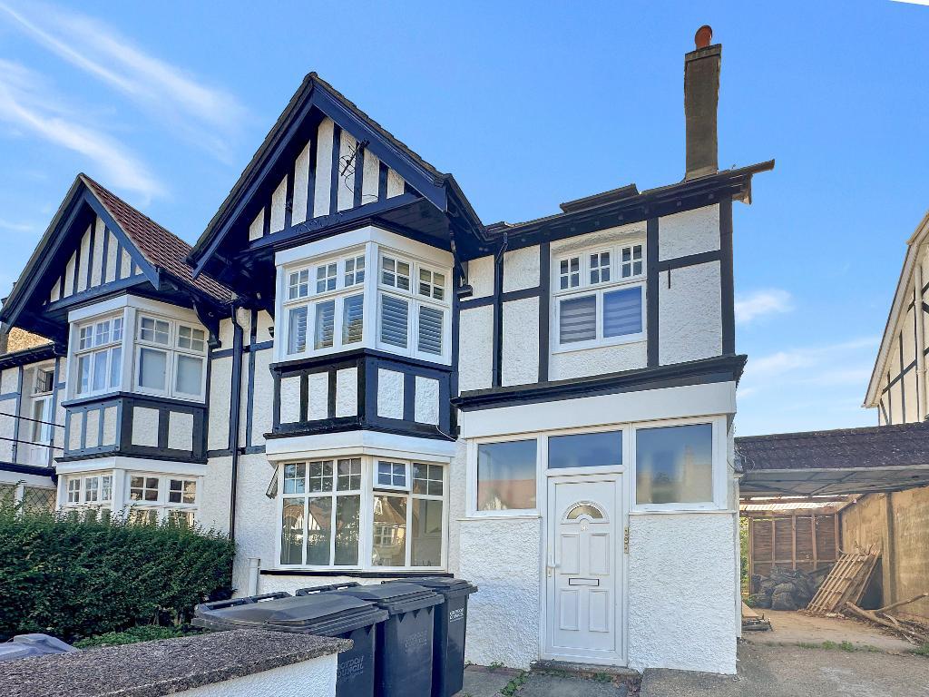 Mayfield Road, Sanderstead, Surrey, CR2 0BE