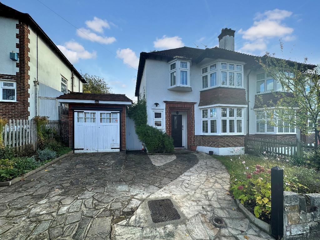 Carlton Avenue, South Croydon, Surrey, CR2 0BZ