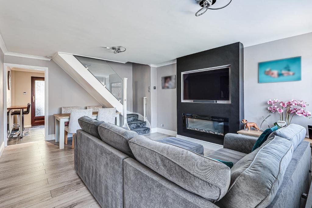 Albatross Gardens, Selsdon, CR2 8QX