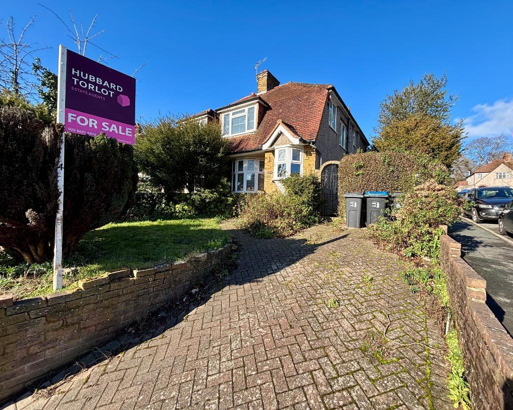 Addington Road, Selsdon, CR2 8LQ