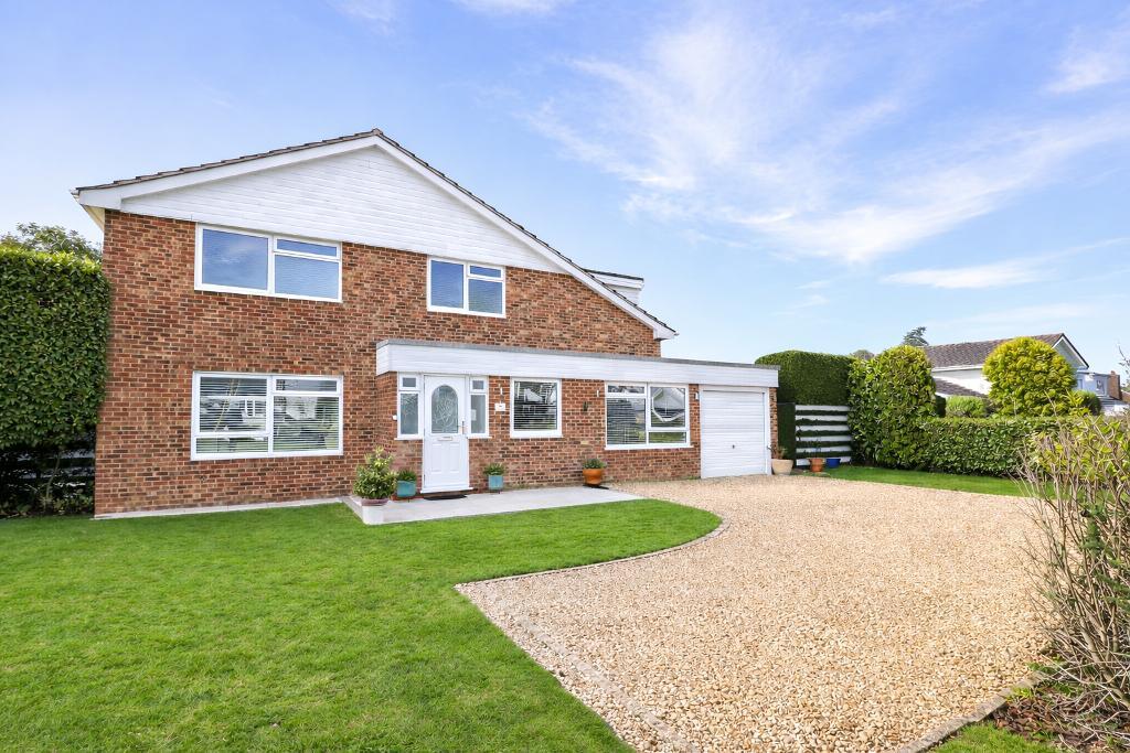 Marston Drive, Warlingham, CR6 9SY