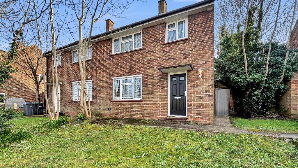Headley Drive, New Addington, Croydon, CR0 0QE