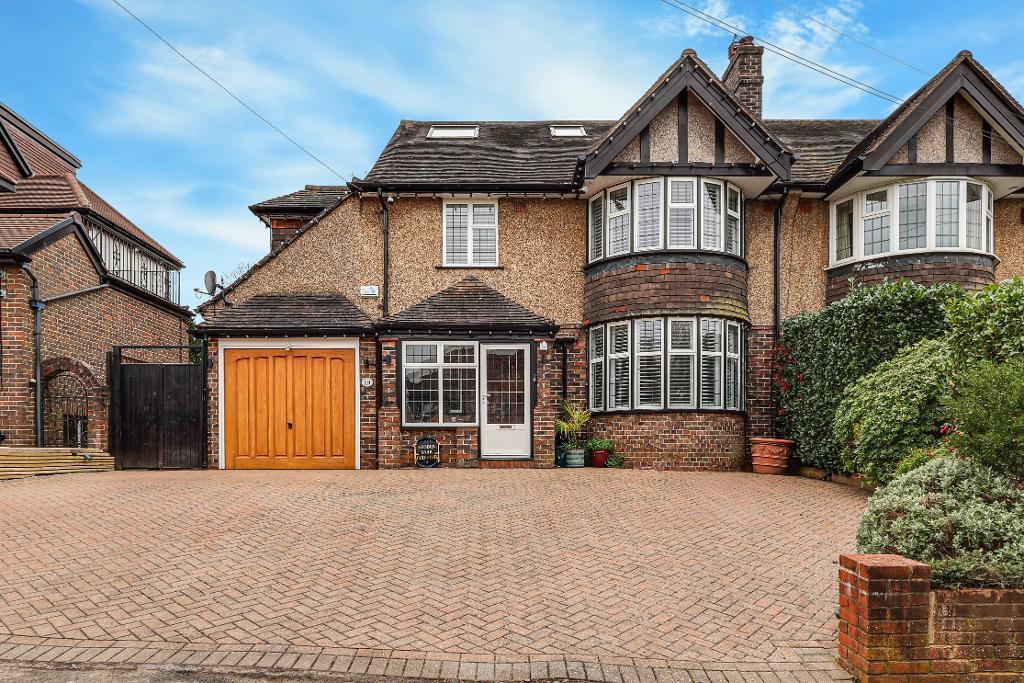 Arundel Avenue, South Croydon, Surrey, CR2 8BH