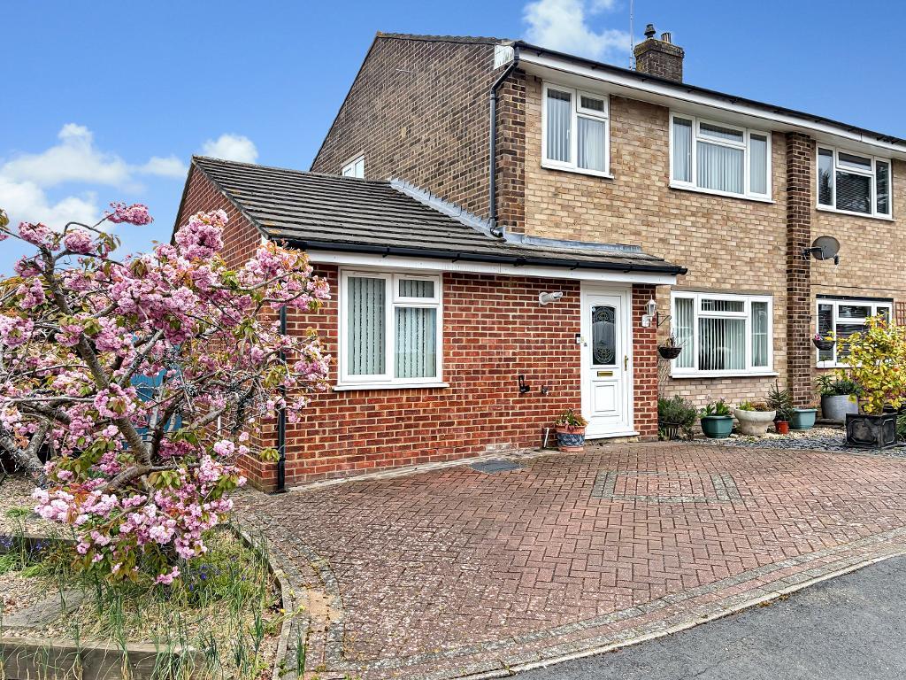 Ambleside Gardens, Selsdon, South Croydon, CR0 9HA