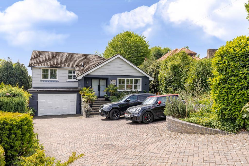 Burntwood Lane, Caterham, CR3 6TB