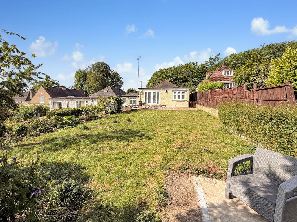 Old Farleigh Road, Selsdon, South Croydon, CR2 8QB