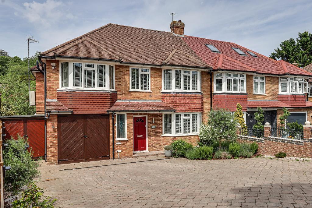 The Ruffetts, South Croydon, CR2 7LT