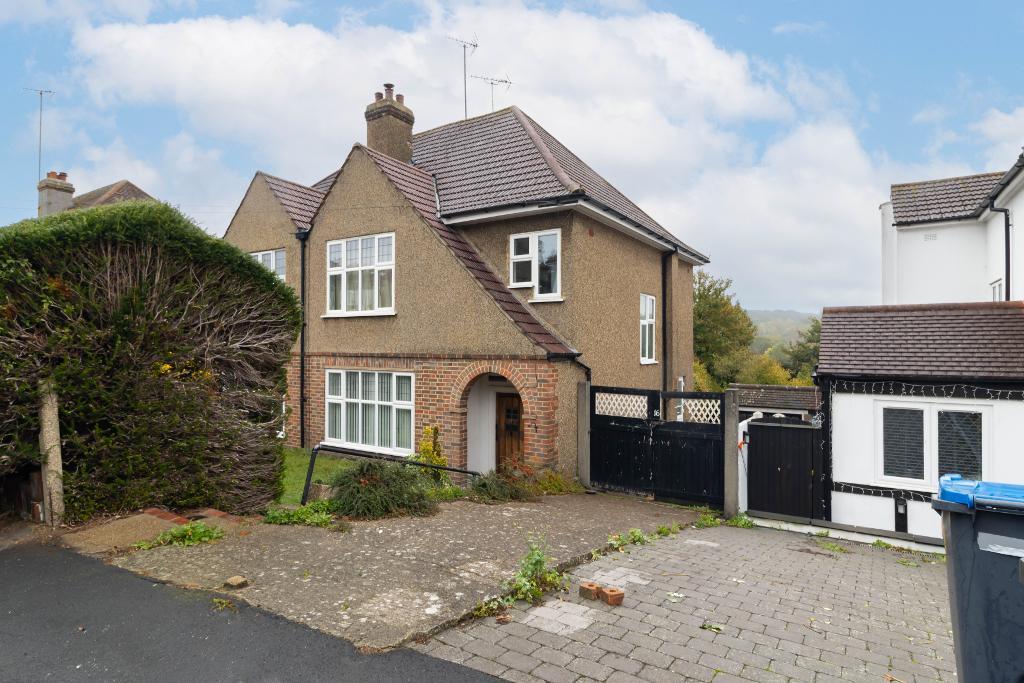 Birdwood Close, Selsdon, South Croydon, CR2 8QG