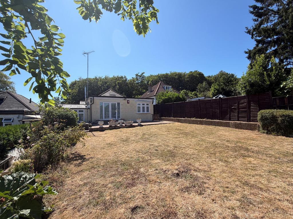 Old Farleigh Road, Selsdon, South Croydon, CR2 8QB