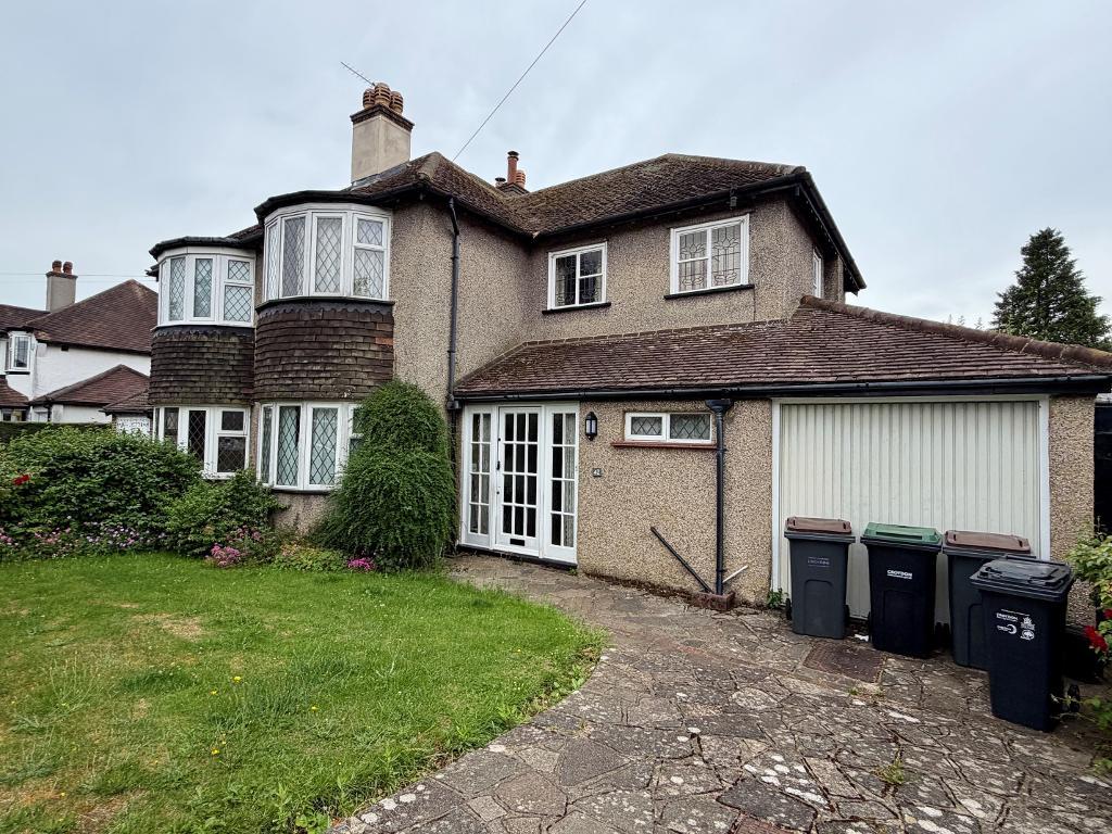 Montague Avenue, Sanderstead, South Croydon, CR2 9NH
