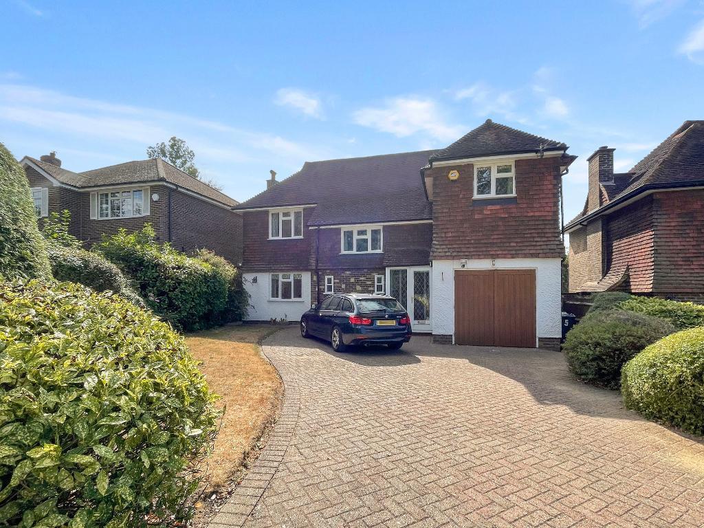 Ewhurst Avenue, Sanderstead, Surrey, CR2 0DH