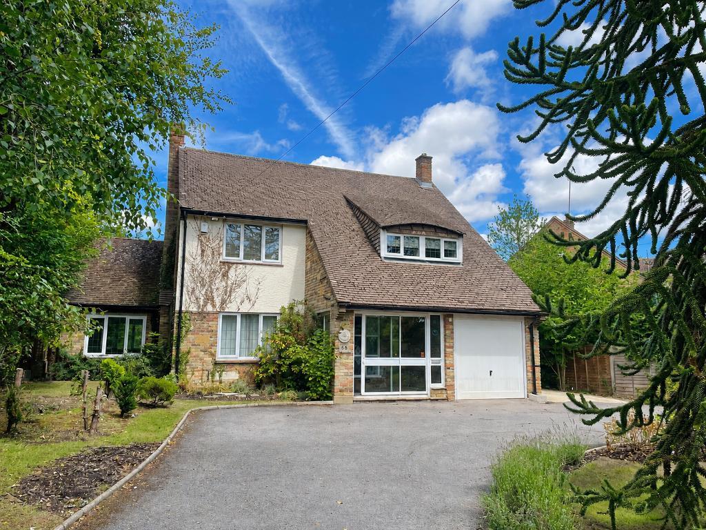 Kingswood Way, South Croydon, Surrey, CR2 8QQ