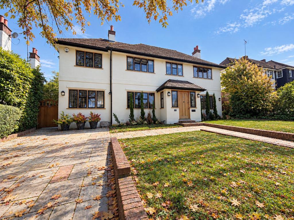 West Hill, Sanderstead, South Croydon, CR2 0SA